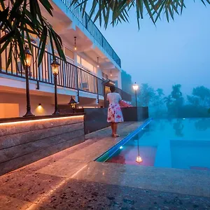  Homestay Valentine Holidays